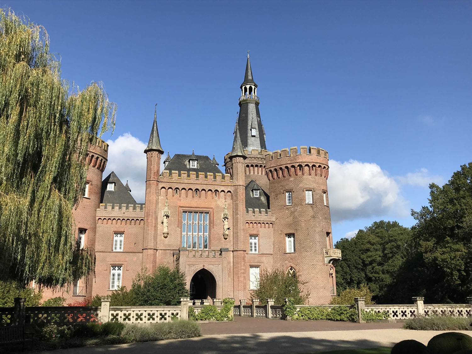 Museum Schloss Moyland Führung ArtJunk