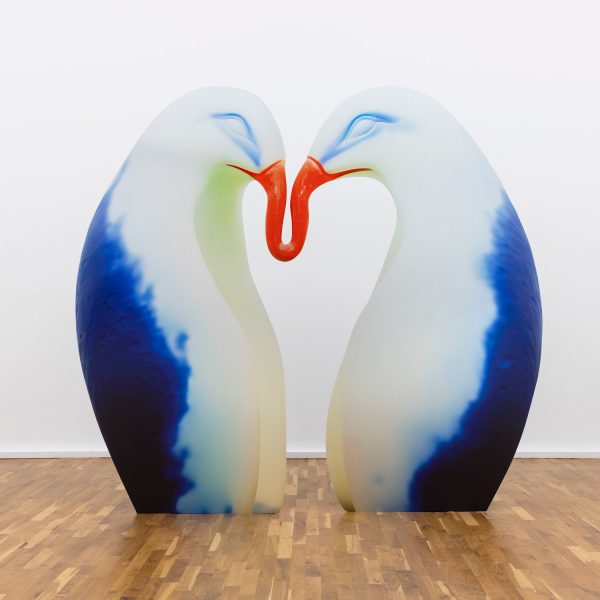 Katja Novitskova: 'Approximation (Looking Glass Birds of Paradise)', 2023, Sammlung MGKSiegen. Foto: Philipp Ottendörfer © Katja Novitskova
