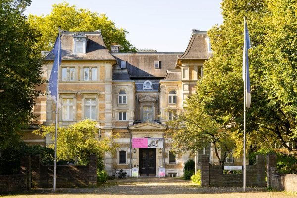 Kunstmuseum Villa Zanders Gebäude Außenansicht ArtJunk