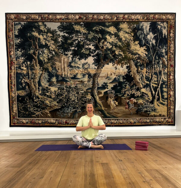 Gustav-Lübcke-Museum Yoga im Museum ArtJunk