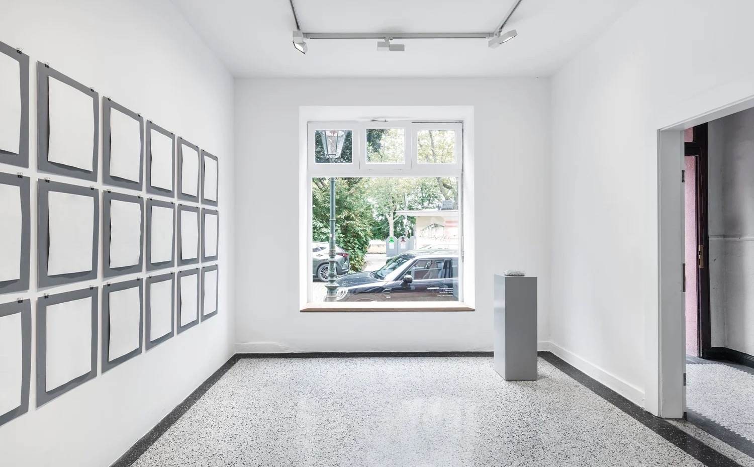 OUF Galerie Sebastian Riemer ArtJunk